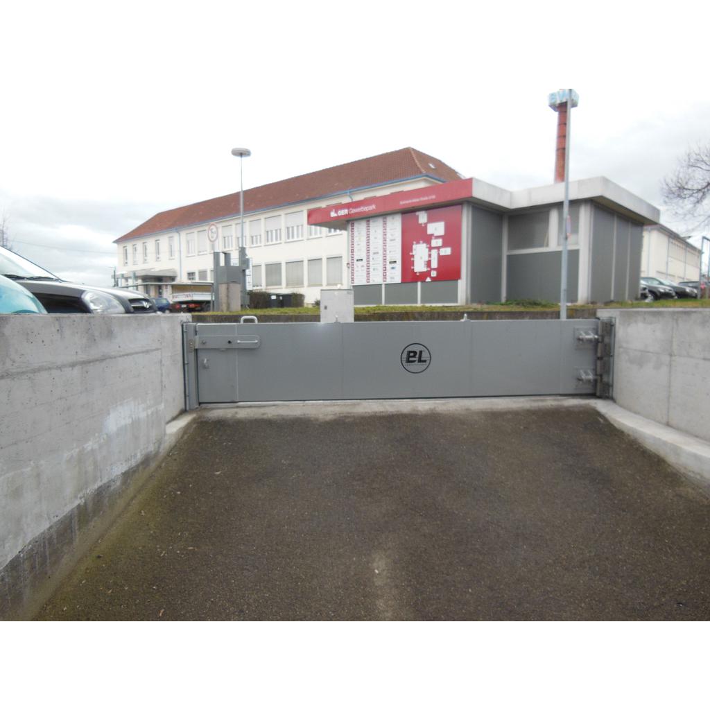 BL/HHS Hinged Flood Barrier